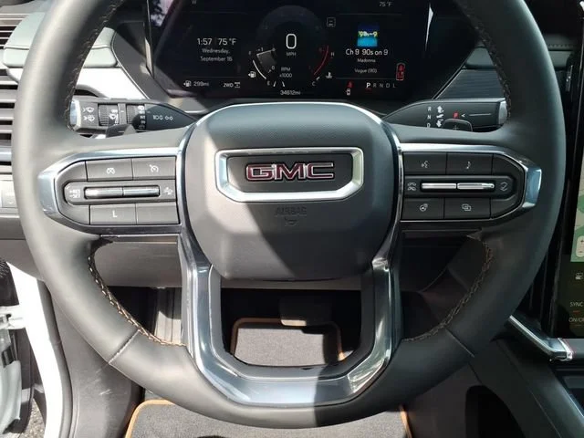 2024 GMC Acadia AT4 - Photo 13
