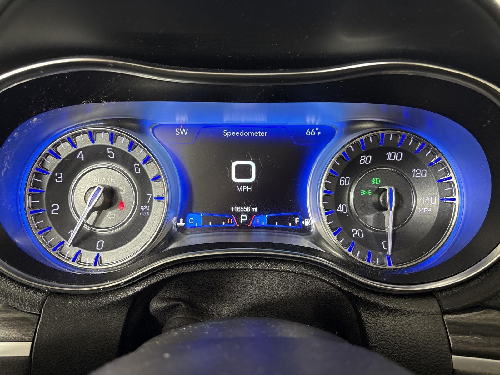 Used 2020 Silver Mist Clearcoat Chrysler Touring L image 13