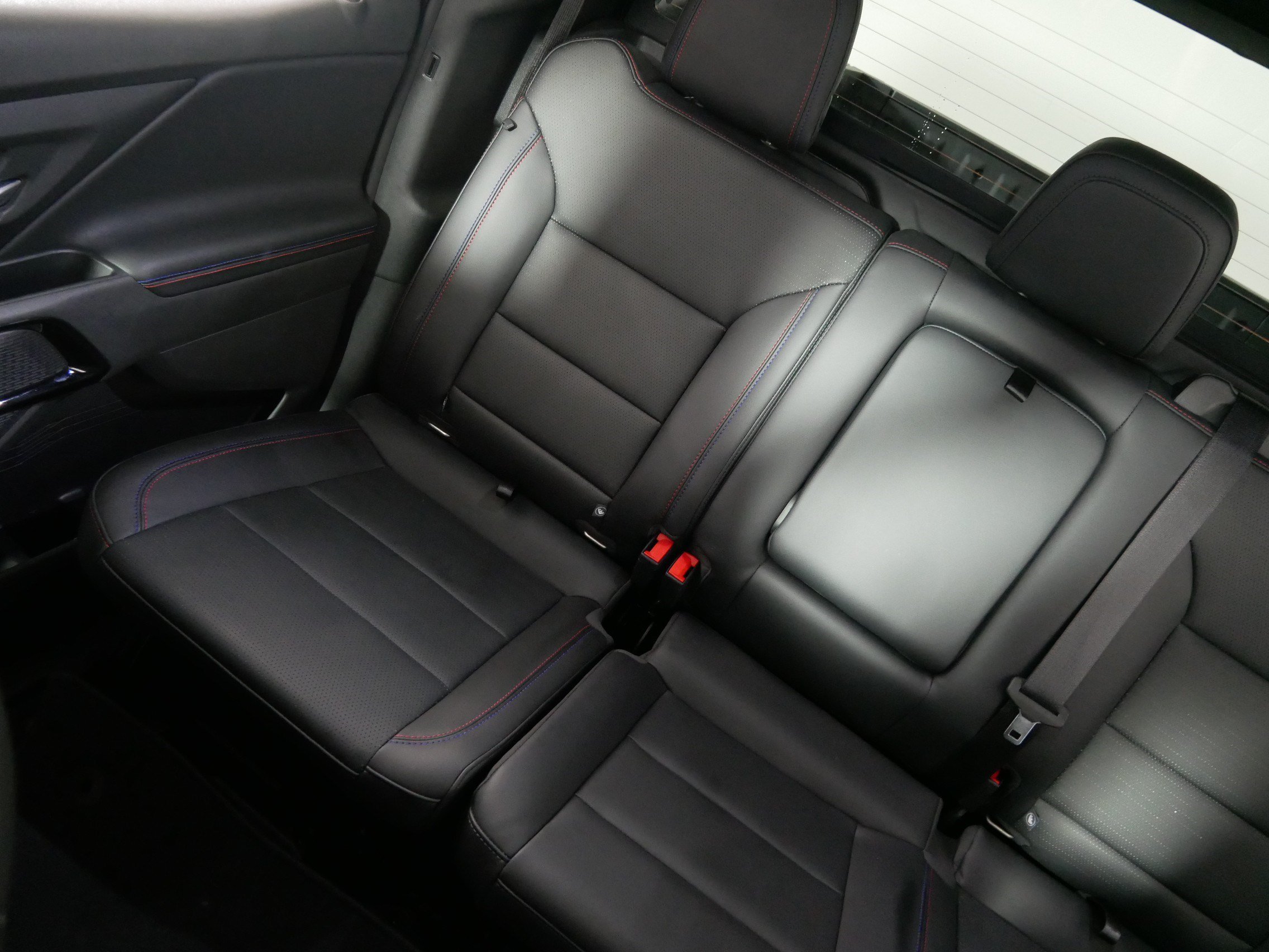Used 2025 Black Chevrolet RST - Max Range image 12