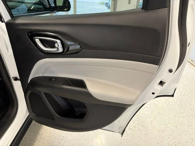 Used 2024 White Jeep Limited image 43