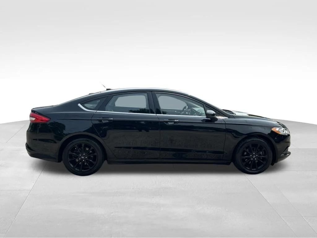 Used 2017 Black Ford SE image 7