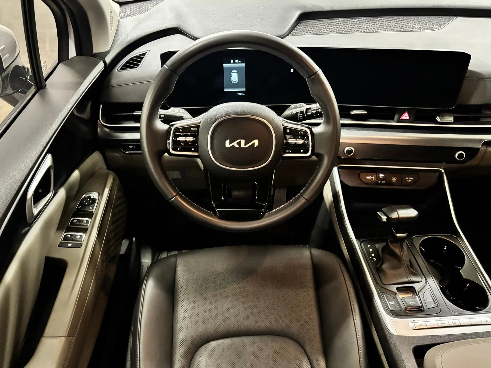 Used 2026 White Kia LXS image 12