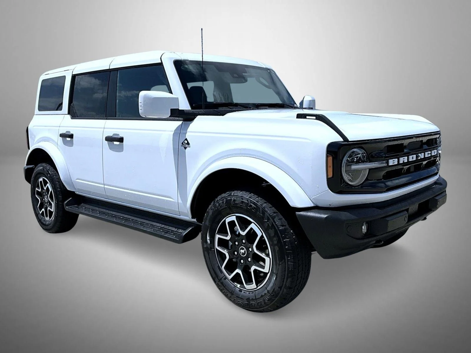 New 2026 Oxford White Ford Outer Banks image 3