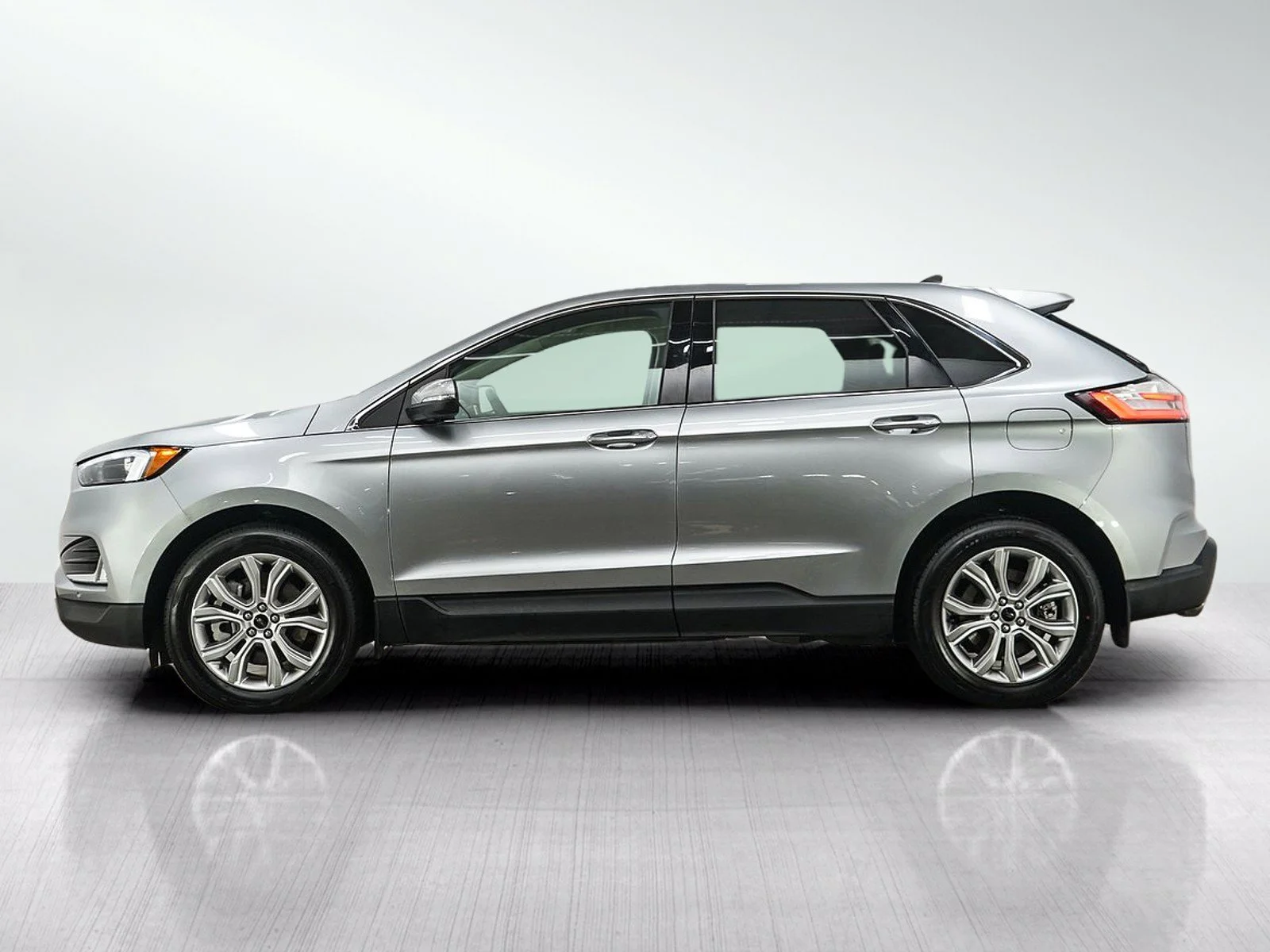 Used 2024 Ford Edge Titanium with VIN 2FMPK4K99RBB09835 for sale in Wayzata, Minnesota