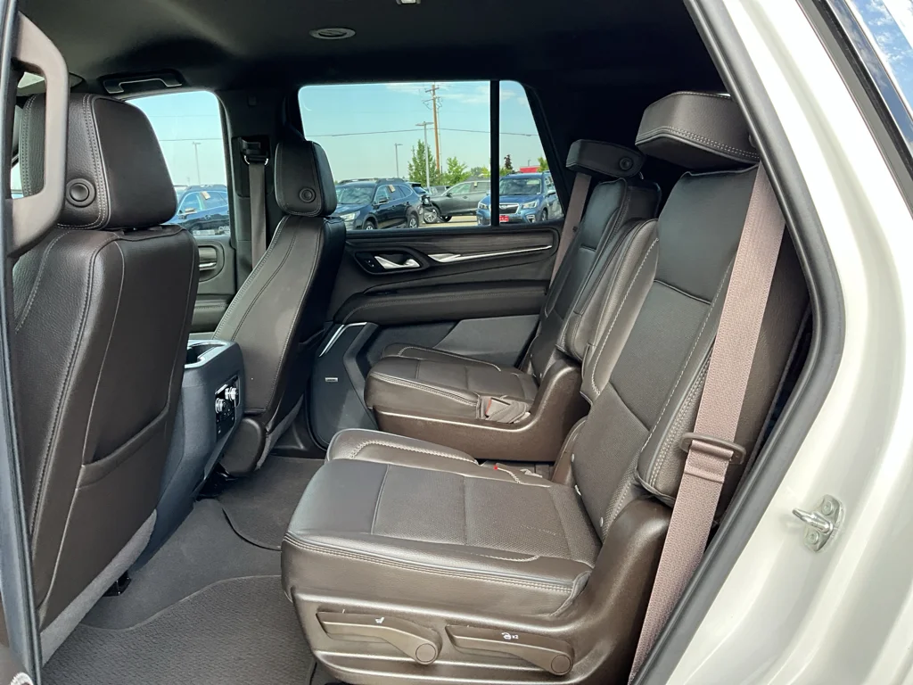 2022 GMC Yukon Denali - Photo 10