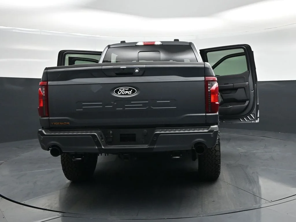 New 2026 Gray Ford Tremor image 33