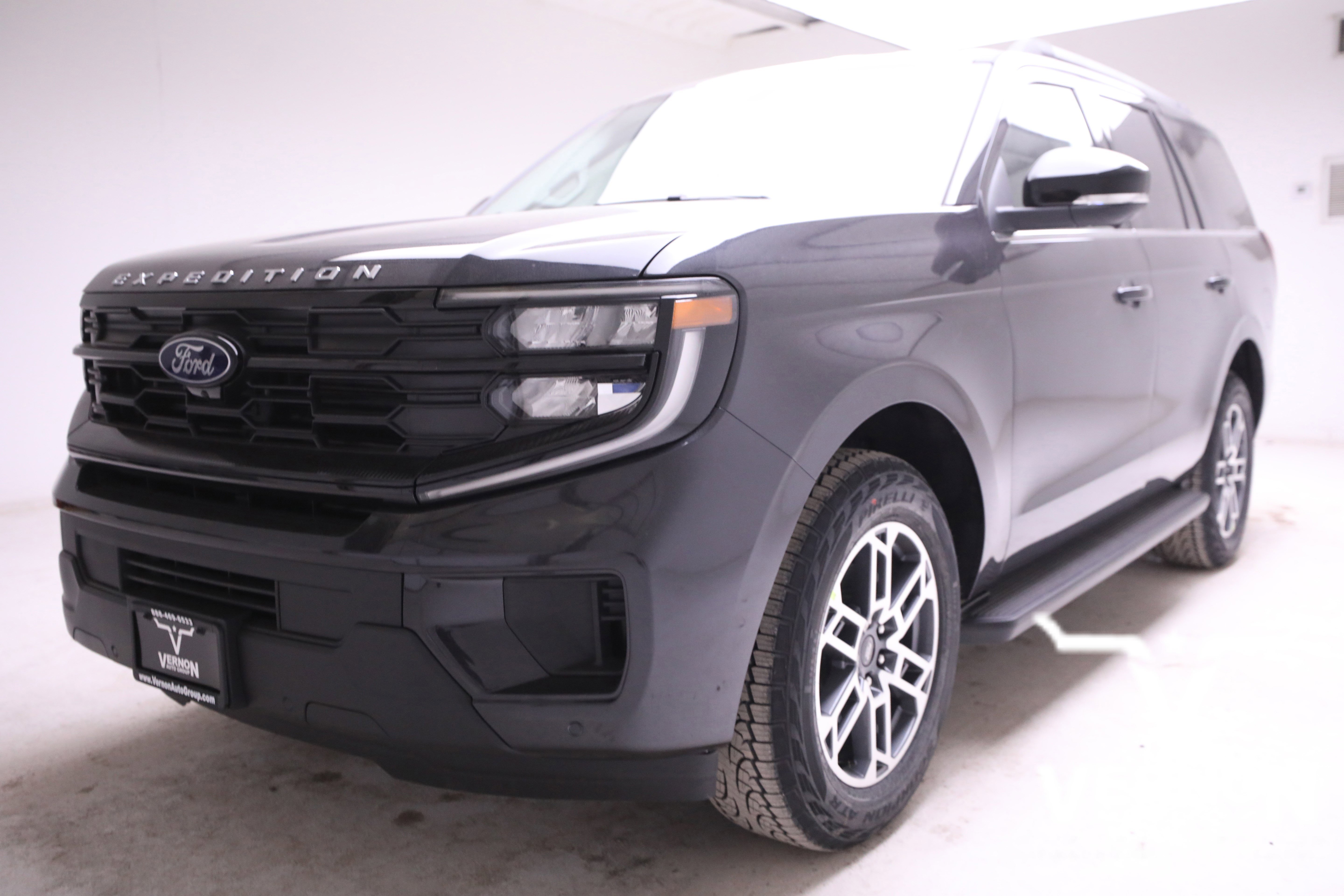 2026 Ford Expedition Active 4x4's photo