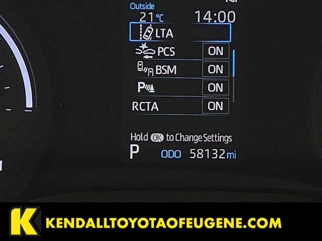 Used 2022 White Toyota XLE image 17