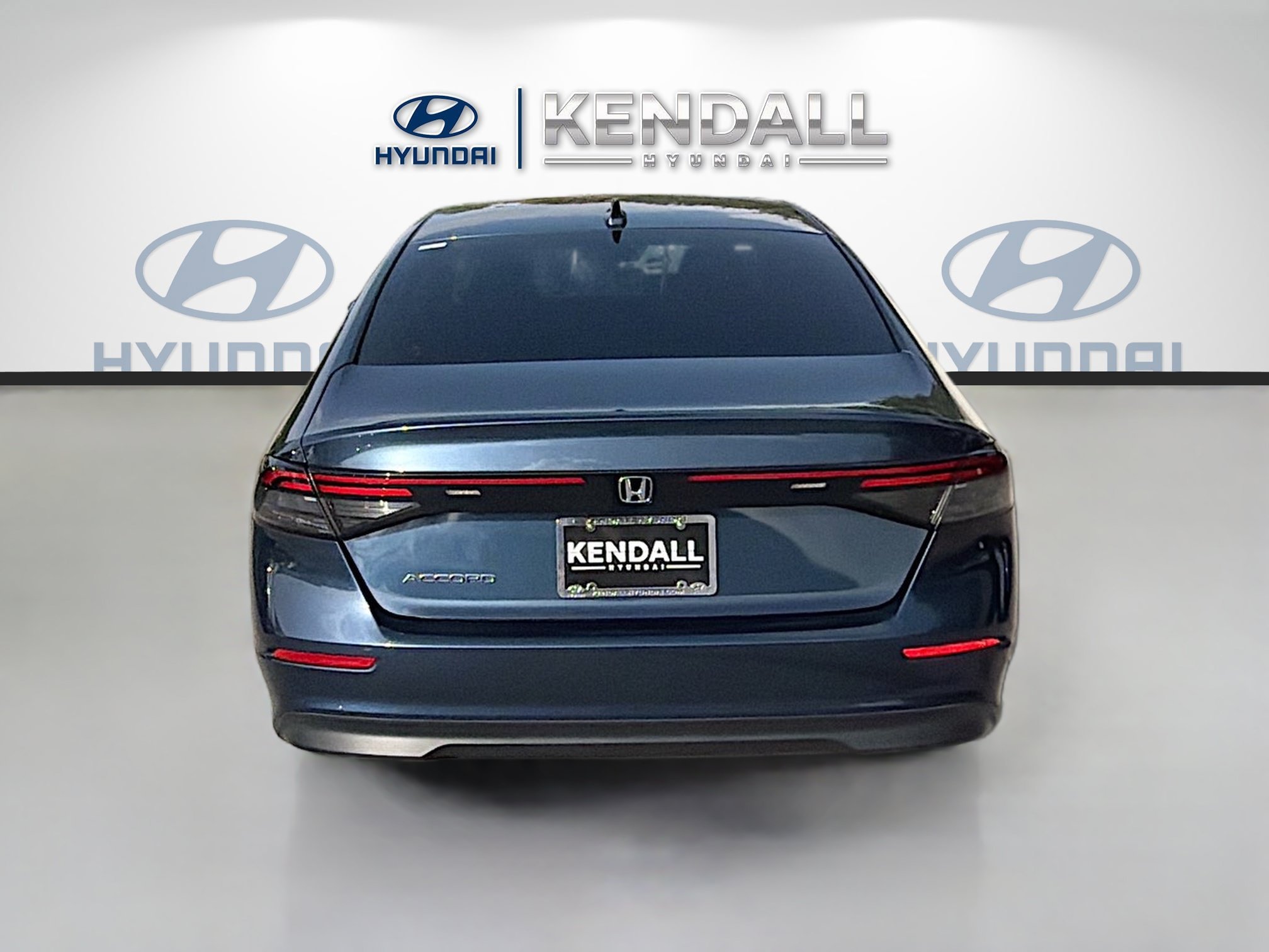 Used 2024 Canyon River Blue Metallic Honda EX image 5