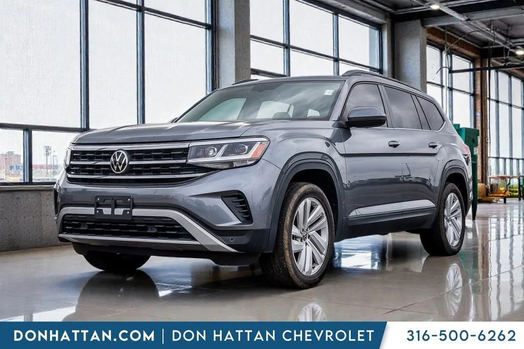 2022 Volkswagen Atlas 3.6L SE w/Tech 4MOTION's photo