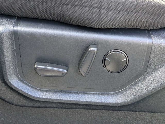 Used 2020 Black Ford XLT image 19