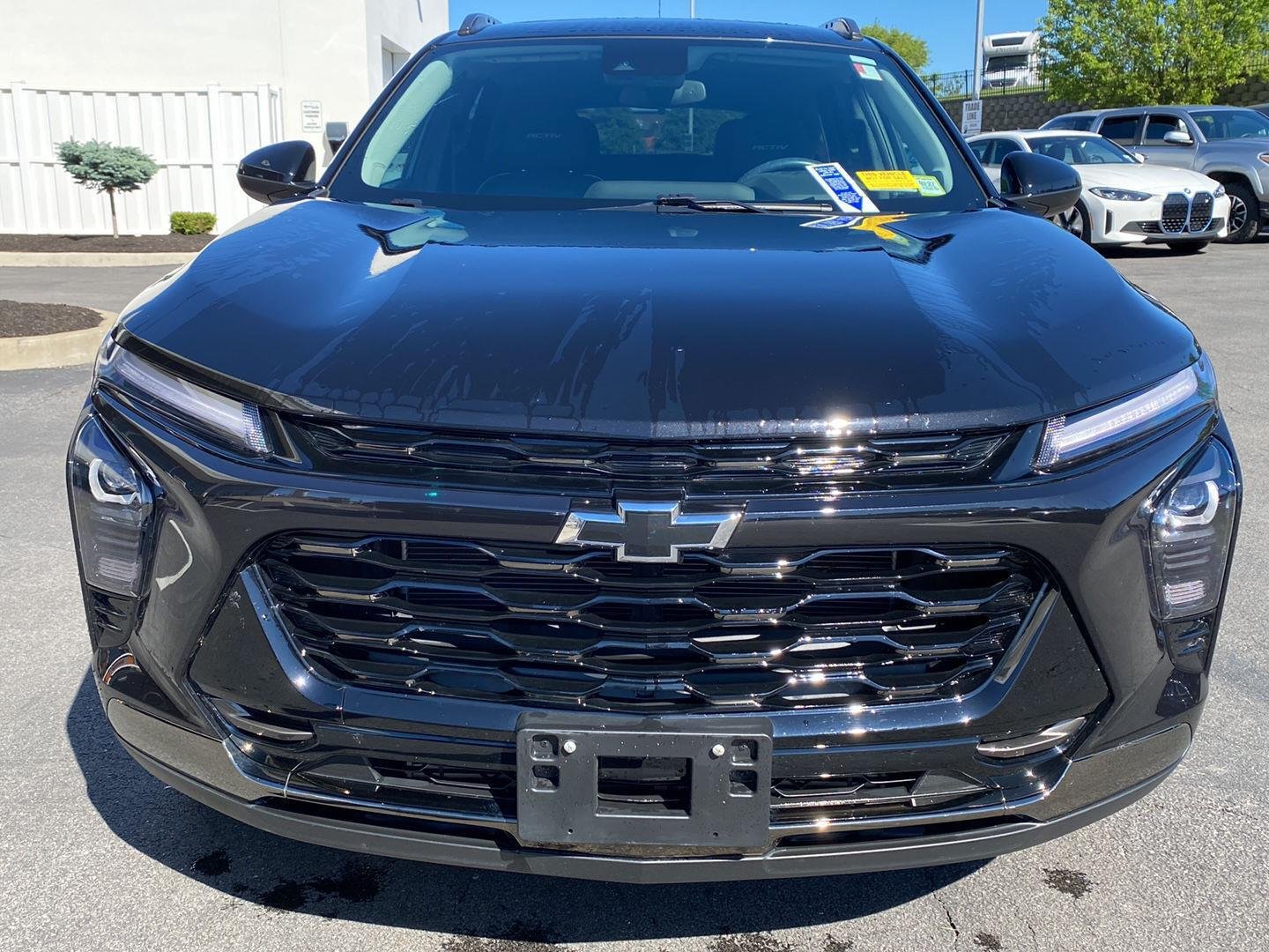 Used 2024 Mosaic Black Metallic Chevrolet ACTIV image 5