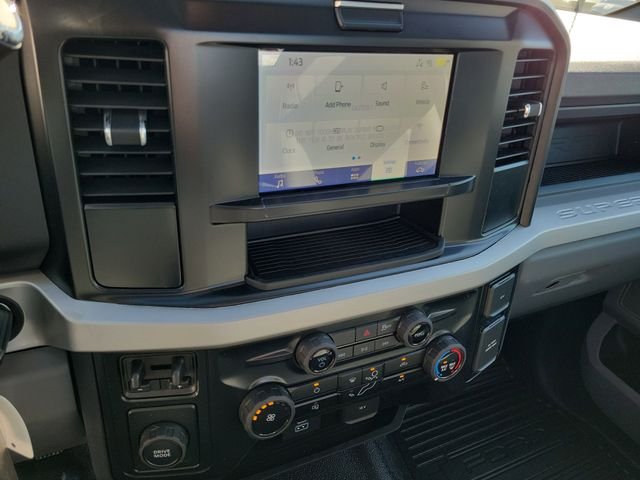 New 2026 Oxford White Ford F-550® XL image 7
