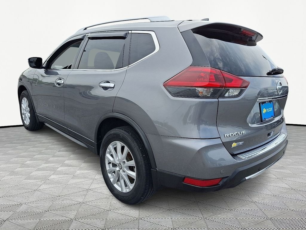 Used 2020 Gray Nissan SV image 5