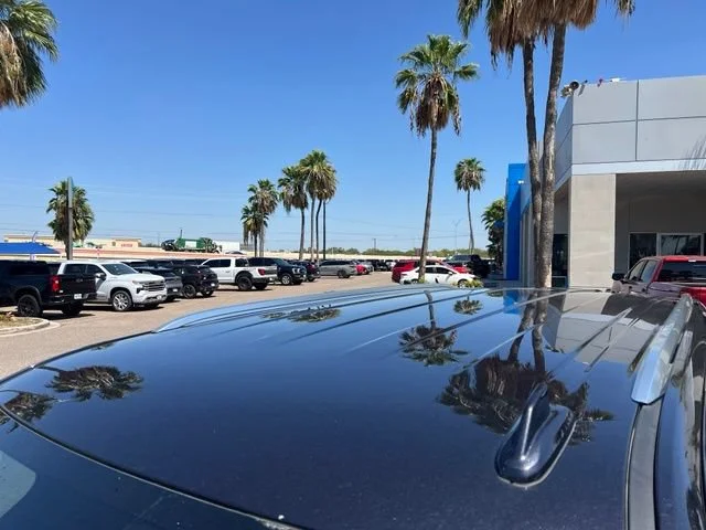 Used 2023 TITANIUM RUSH METALLIC GMC SLE image 7