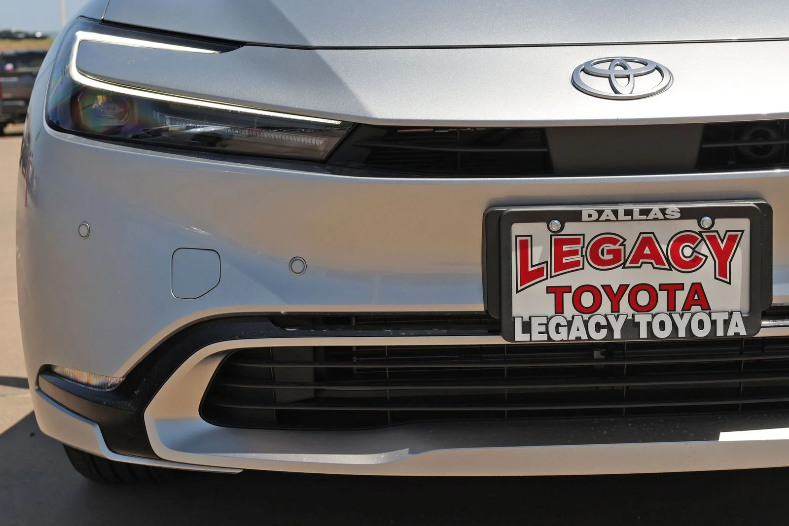 2026 Toyota Prius Plug-in Hybrid XSE - Photo 10