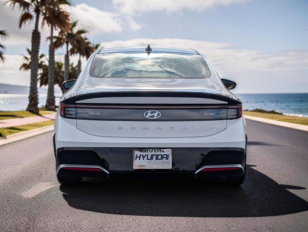 New 2026 White Hyundai SEL Sport image 6