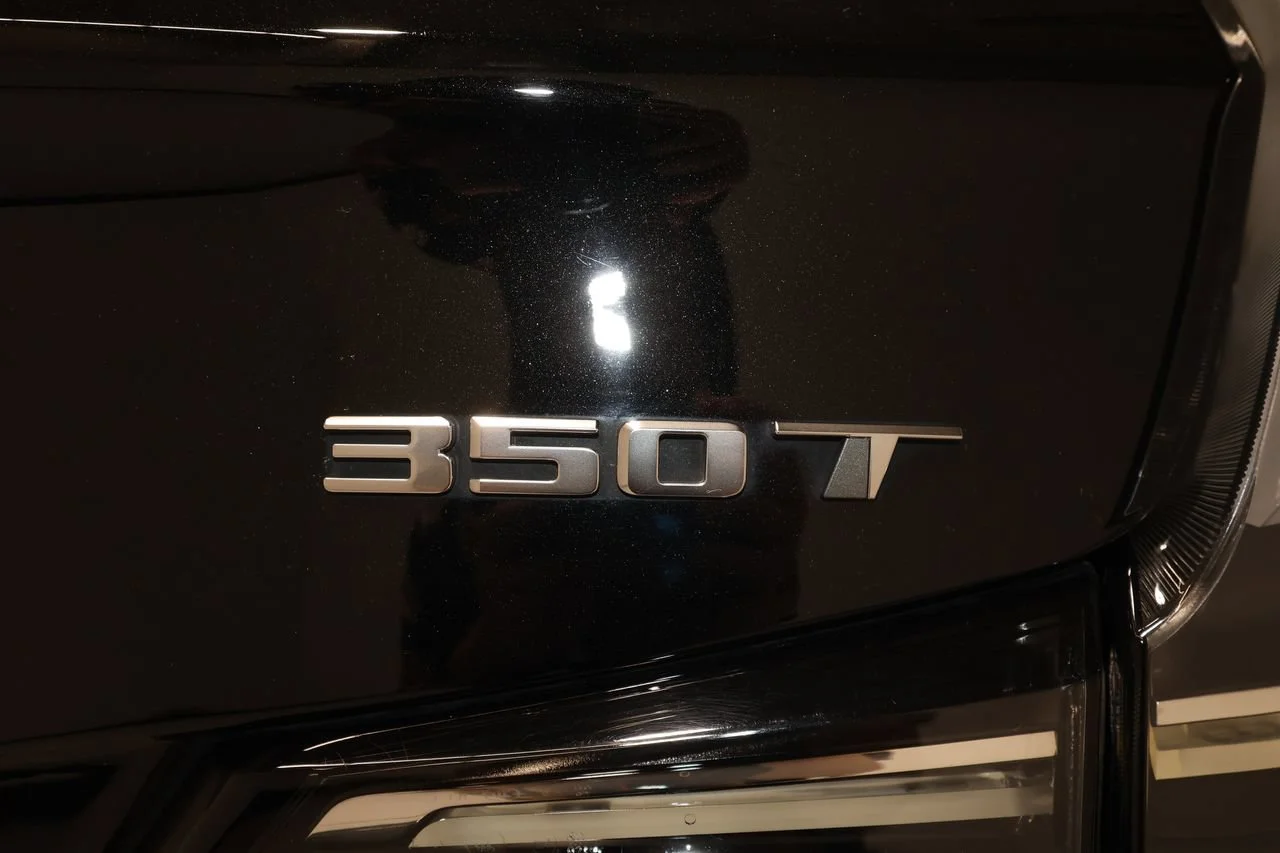 Used 2022 Stellar Black Metallic Cadillac Sport image 36