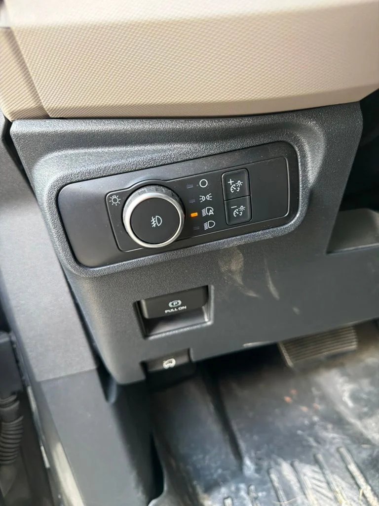 Used 2022 Gray Ford Wildtrak image 12