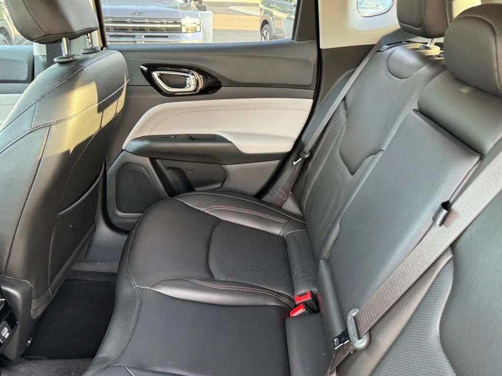 Used 2022 Gray Jeep Limited image 8
