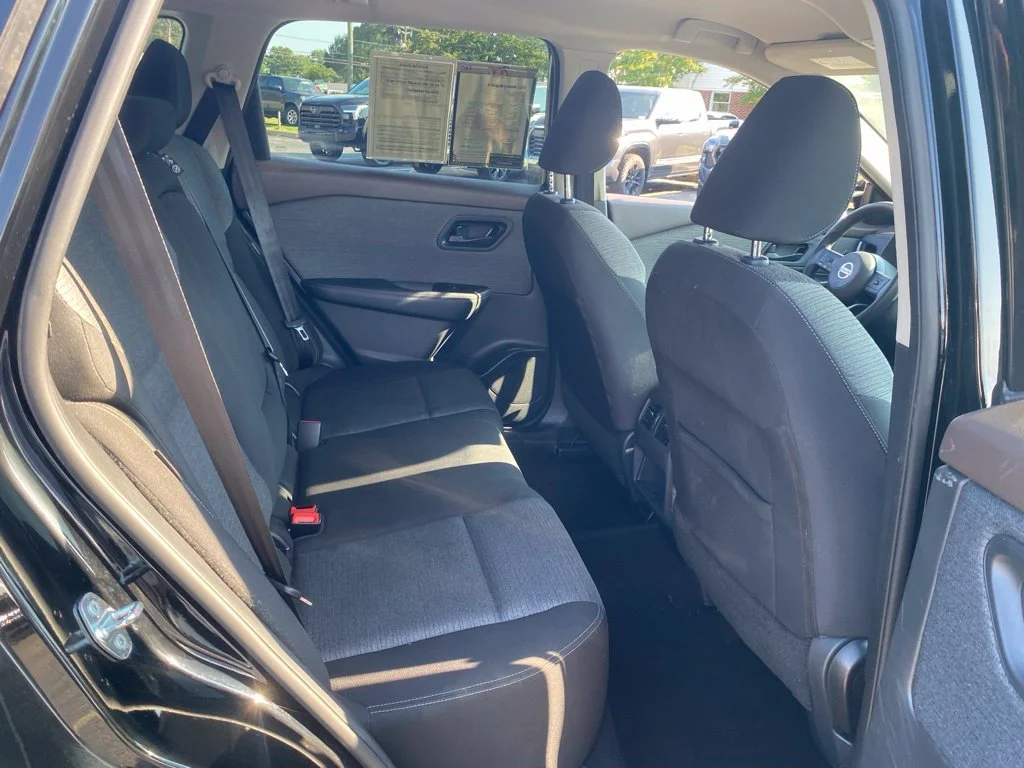 Used 2021 Black Nissan S image 14