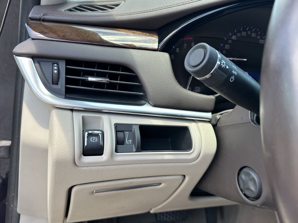 Used 2014 Blue Cadillac Luxury image 32