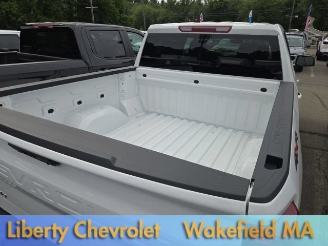New 2026 Summit White Chevrolet LT (2FL) image 7