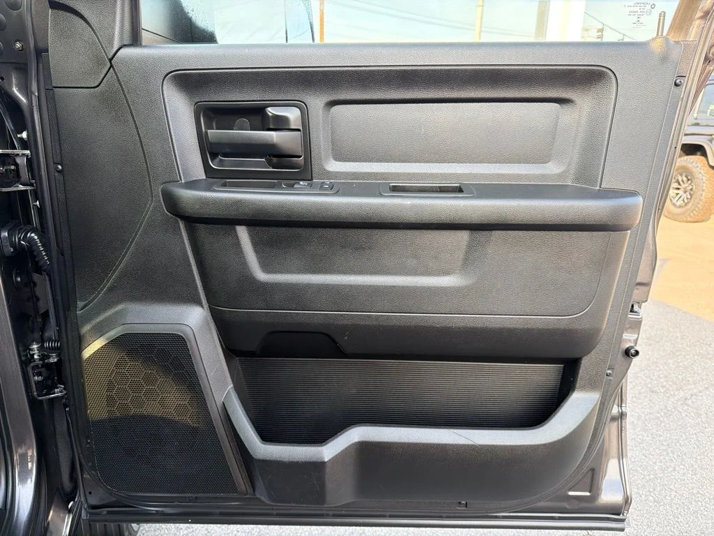 Used 2021 Gray Ram Tradesman image 23