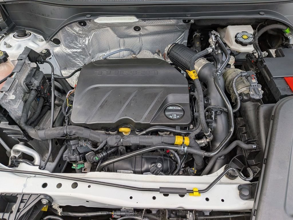 Used 2024 White Chevrolet LS image 25
