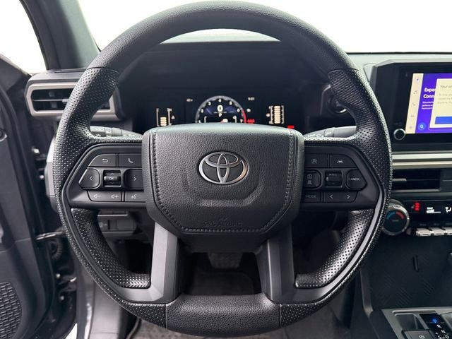 Used 2025  Toyota SR5 image 12