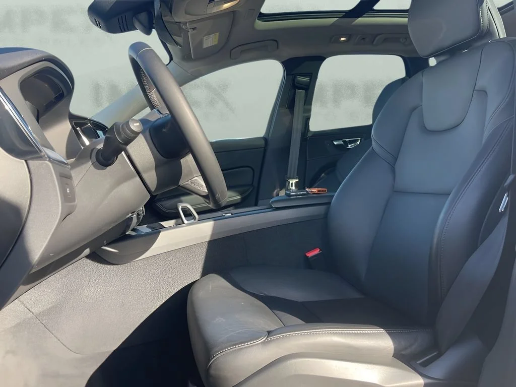 Used 2023 Gray Volvo Core image 10