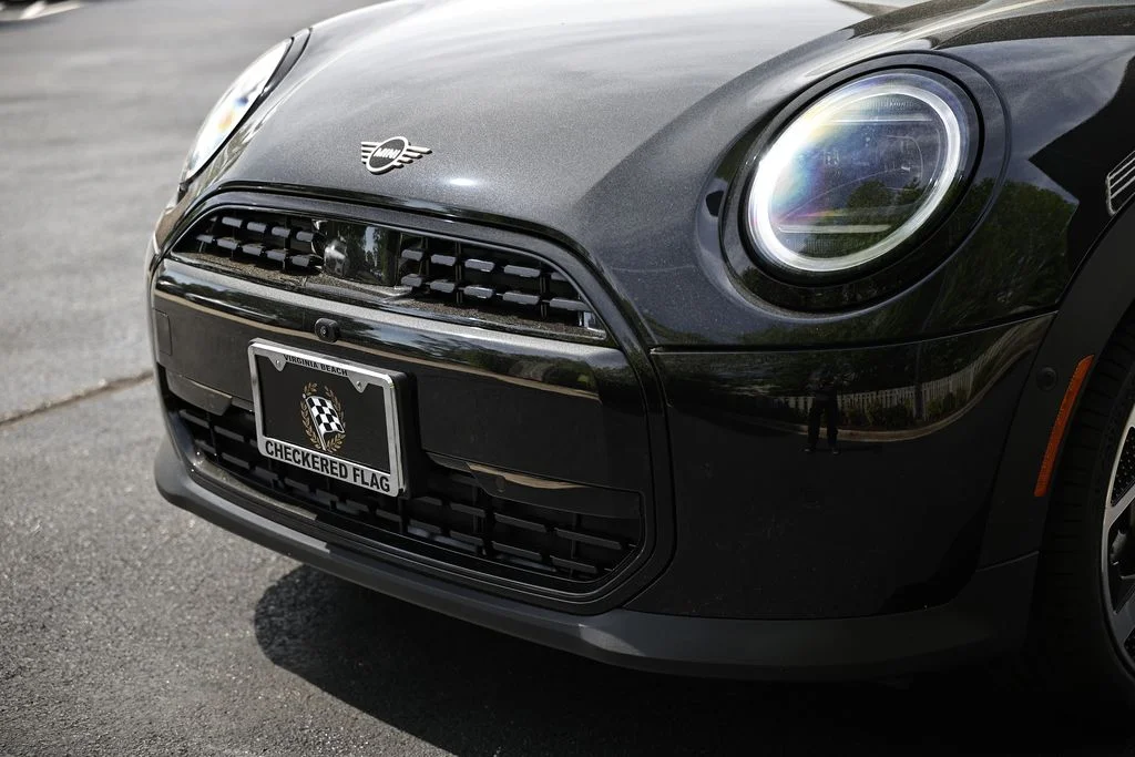 New 2026 Midnight Black MINI Iconic image 12