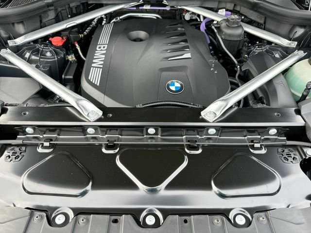 New 2026 Gray BMW sDrive40i image 25