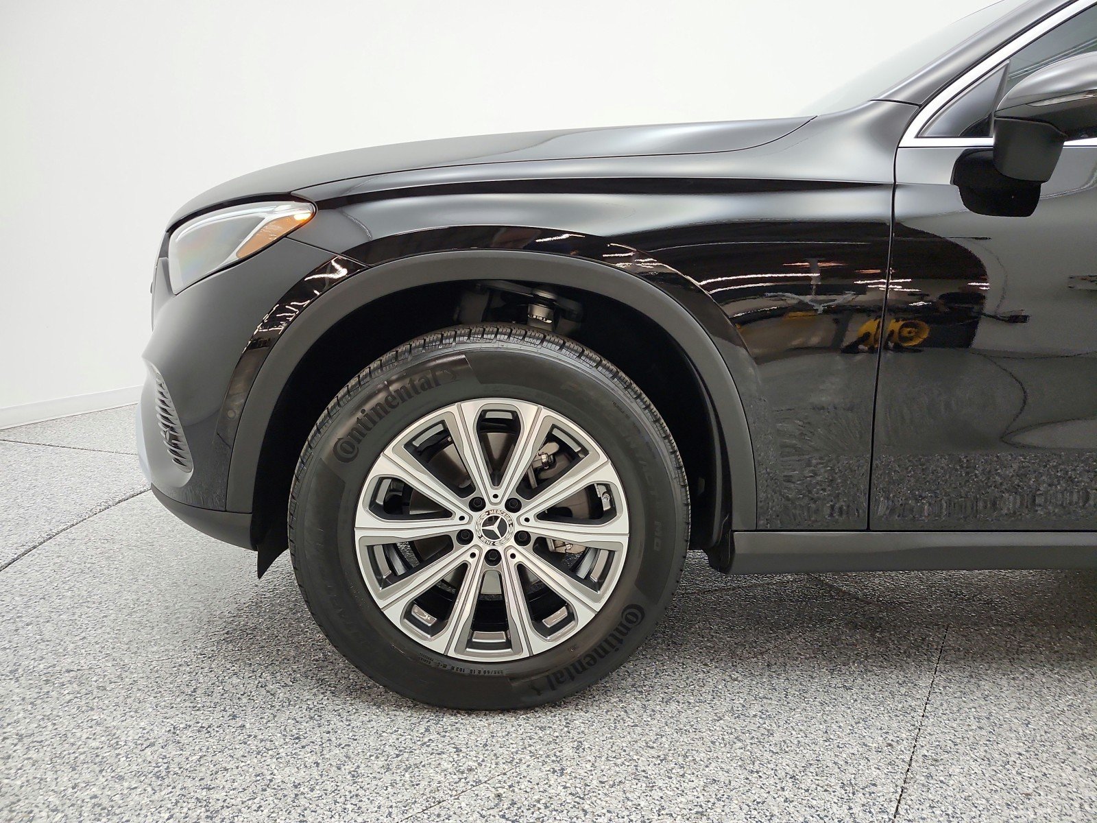 Certified Used 2026 Black Mercedes-Benz GLC 300 SUV image 21