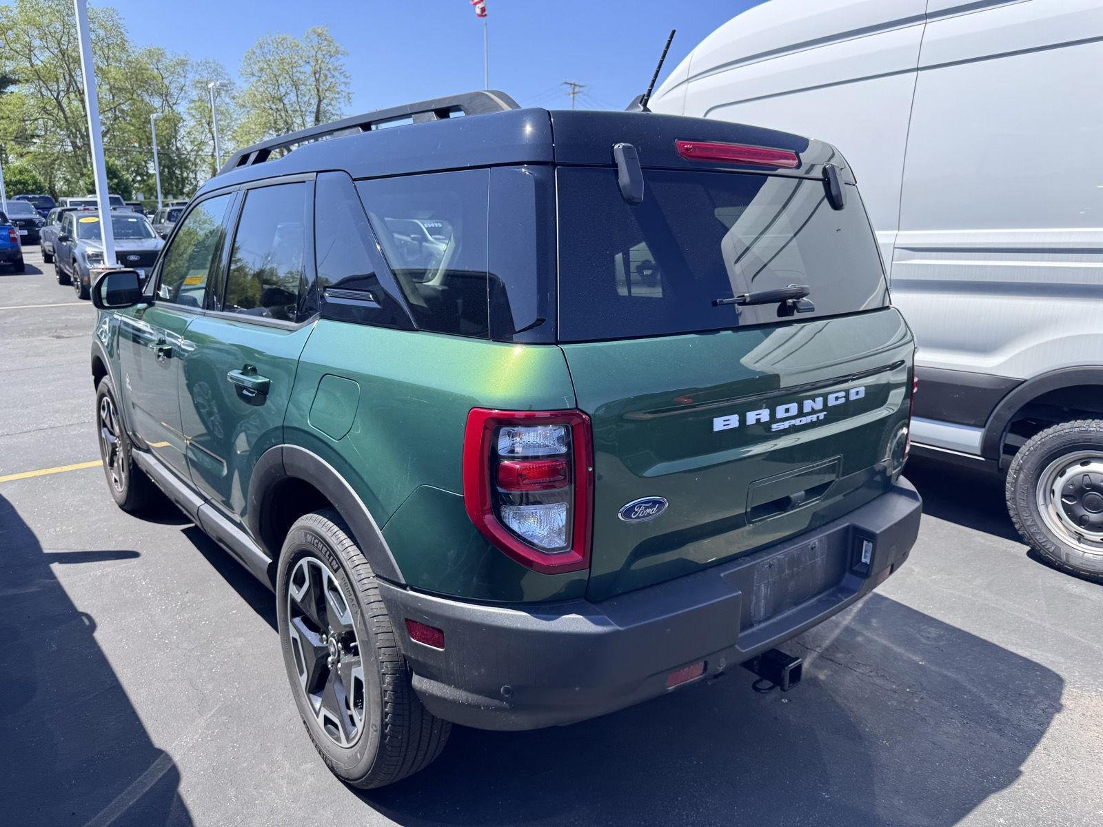 Used 2024 Eruption Green Ford Outer Banks image 6