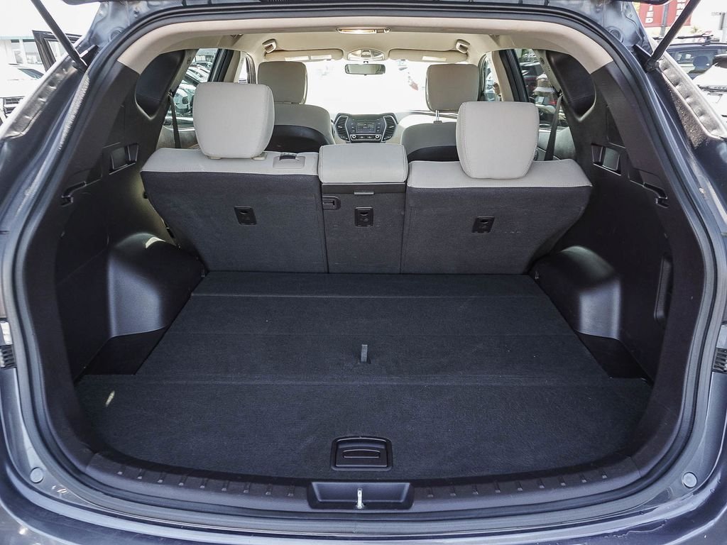 Used 2017 Gray Hyundai 2.4 Base image 24
