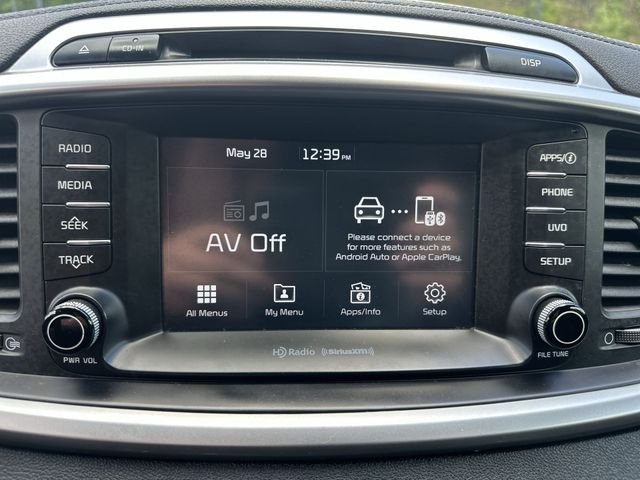 Used 2018 Silver Kia LX image 22