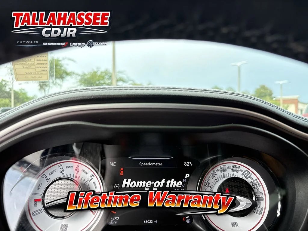 Used 2022 Pitch Black Clearcoat Dodge R/T Scat Pack image 18