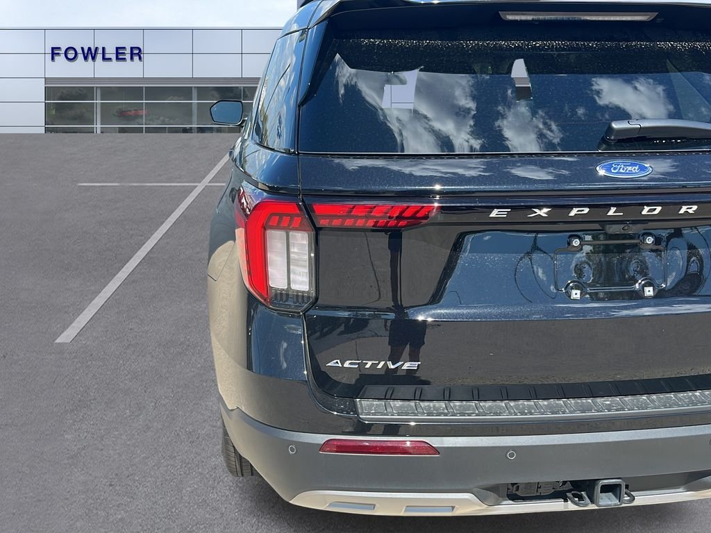 New 2026 Agate Black Metallic Ford Active image 29