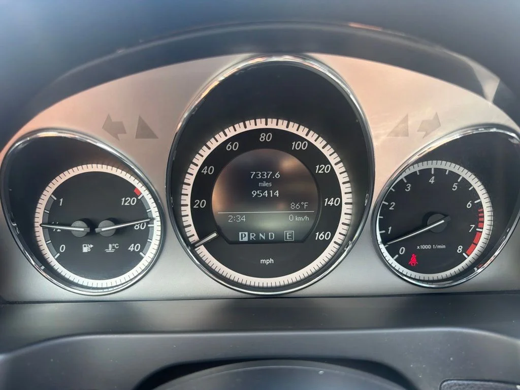 Used 2011 Silver Mercedes-Benz C 300 image 27