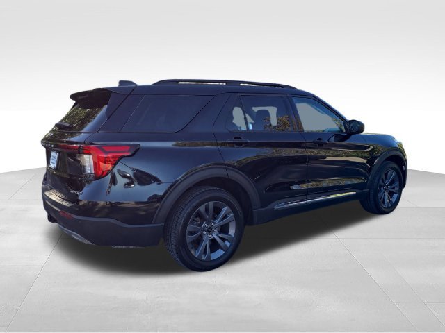 Used 2025 Black Ford Active image 5