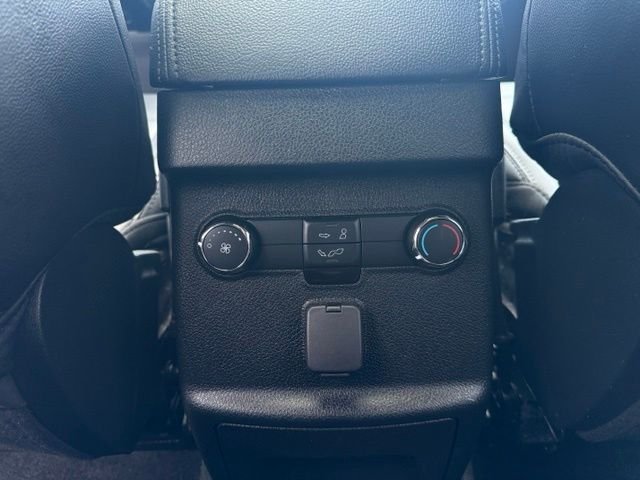 Used 2018 Black Ford XLT image 15