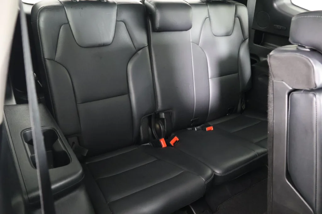Used 2020 Snow White Pearl Kia EX image 25