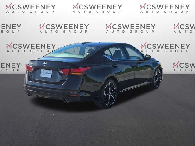 Used 2024 Black Nissan 2.5 SR image 5