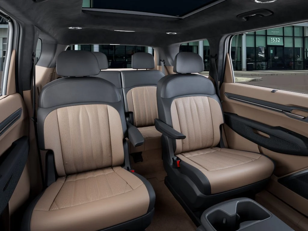 New 2026 Glacial White Pearl Kia GT-Line AWD image 16