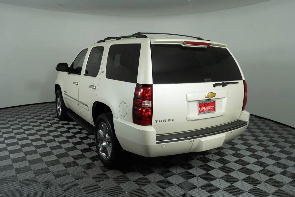 Used 2013 White Chevrolet LTZ image 4