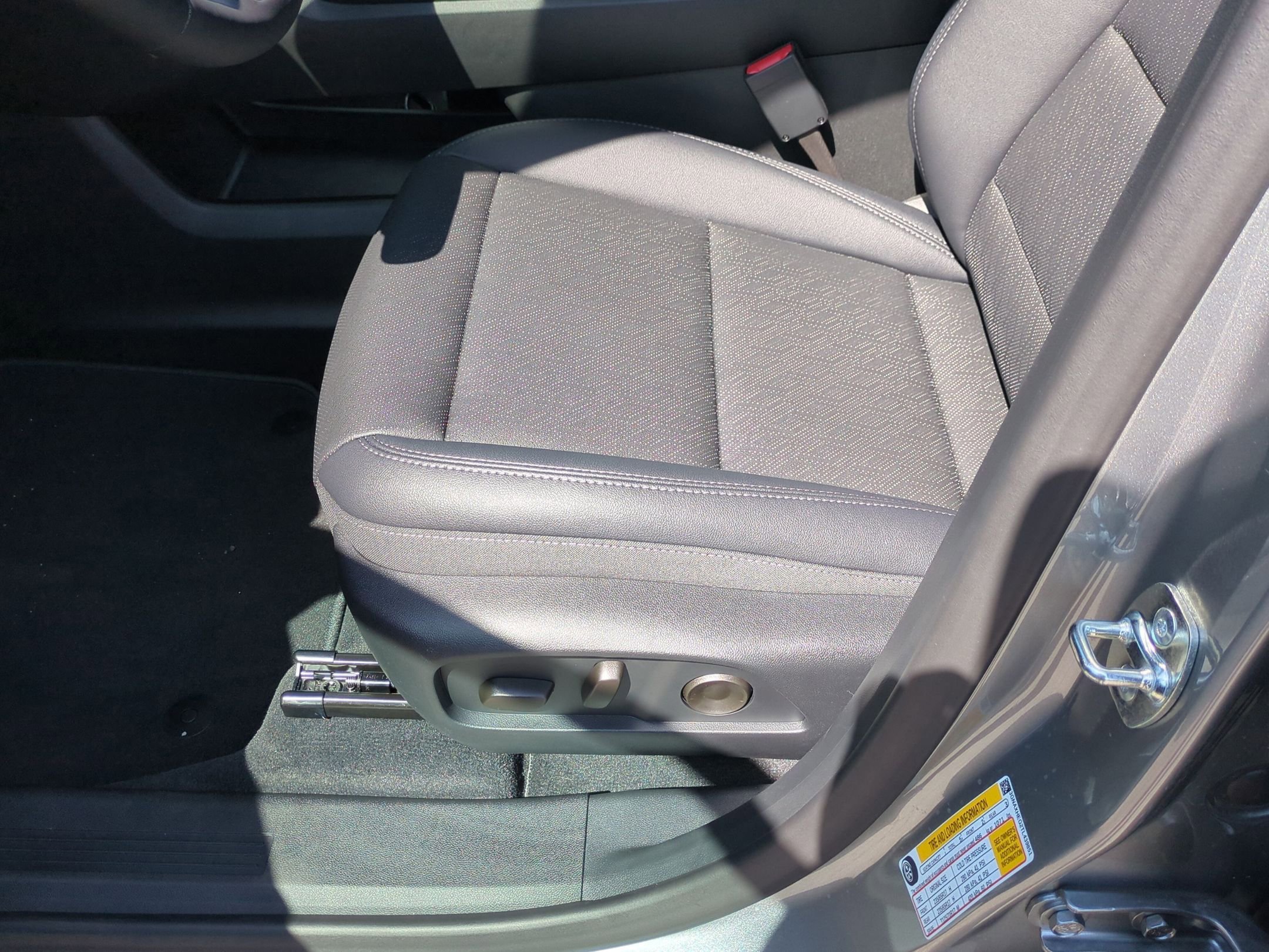 2026 Chevrolet Equinox LT - Photo 12