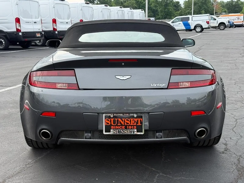 Used 2008 Silver Aston Martin Base image 5
