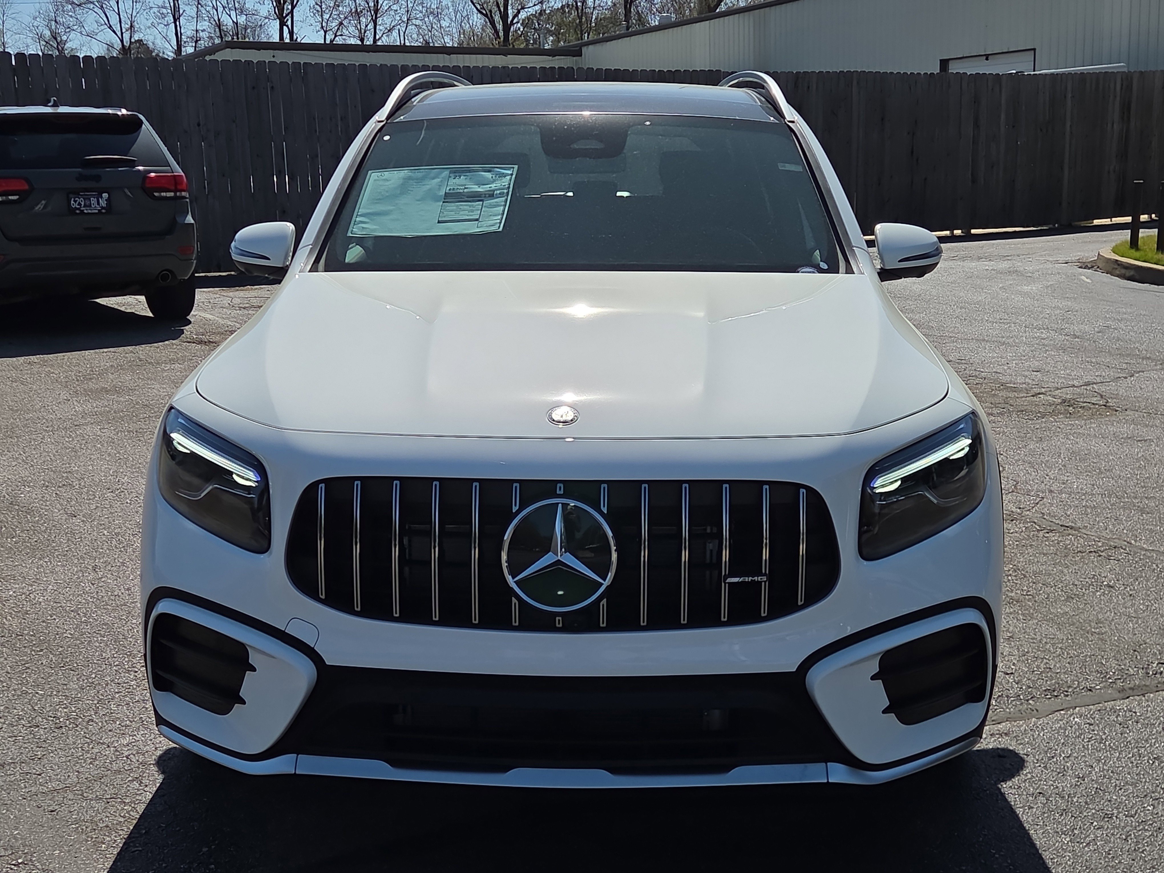 New 2026 Polar White Mercedes-Benz GLB 35 AMG® image 39