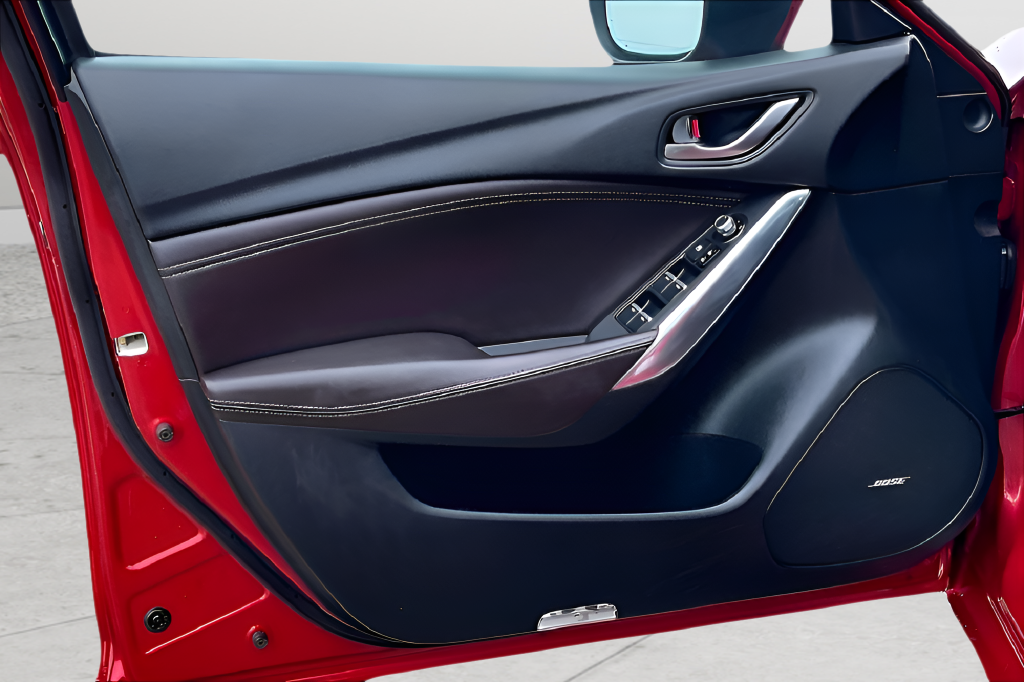 Used 2017 Red Mazda Grand Touring image 16